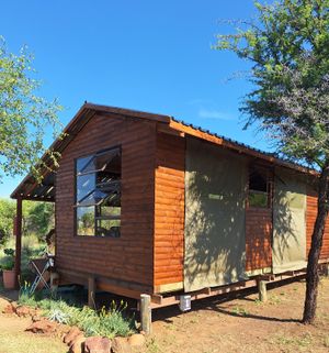 Fever Tree Tented Cabin