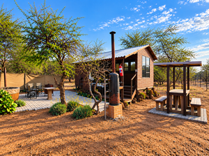 Fever Tree – Family Bush Cabin | Sleeps 2 Adults + 2 Children 
